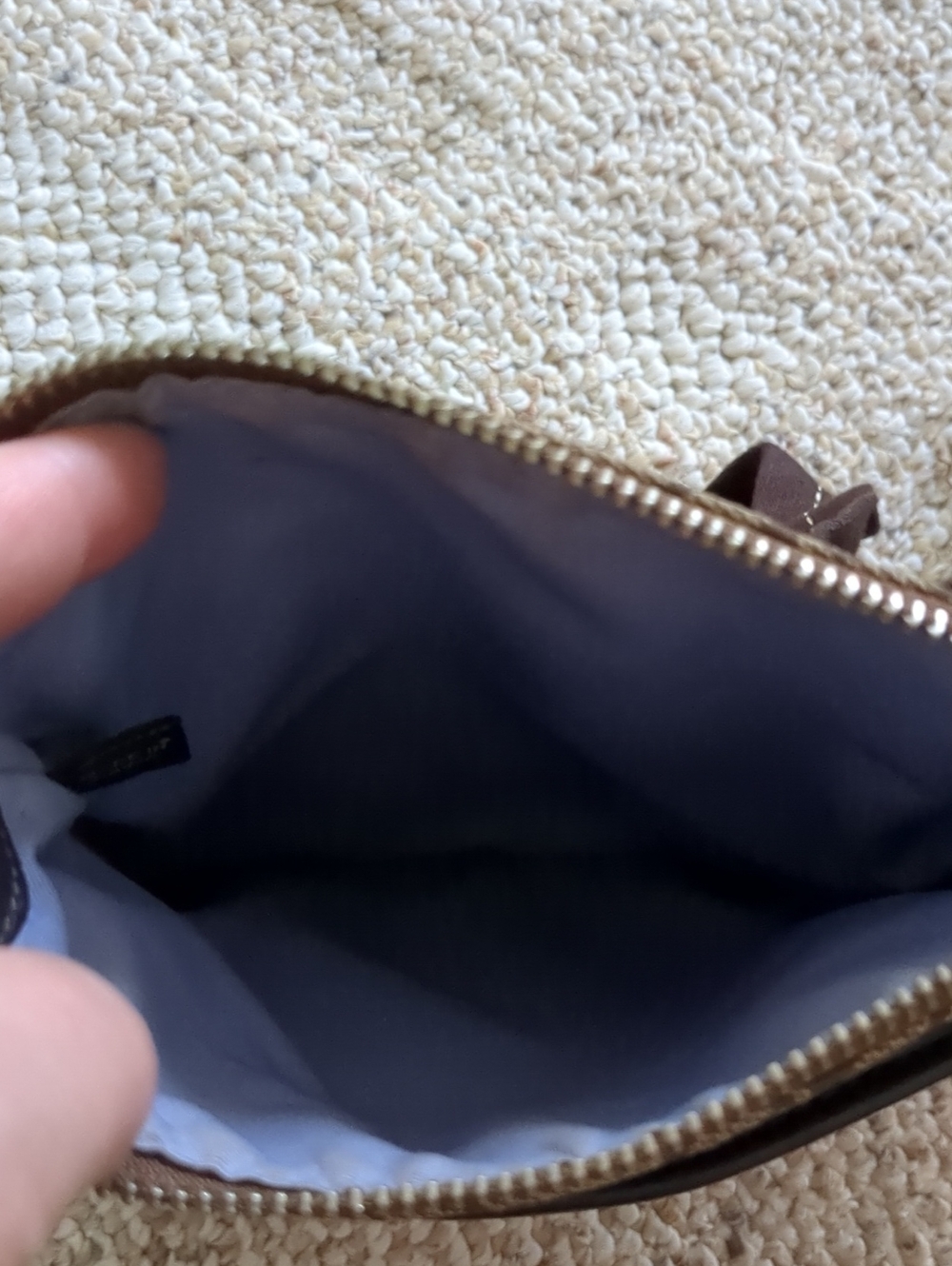 Coach Signature Crossbody Bag - Picture 5 of 7